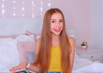 How Old Is Anna McNulty