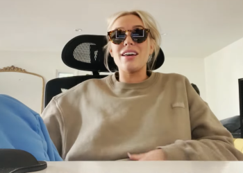 Alex Cooper Boyfriend, Podcast, and All You Want to Know