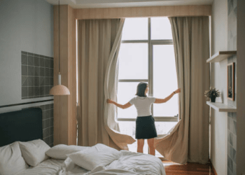 How To Make Smart Curtains