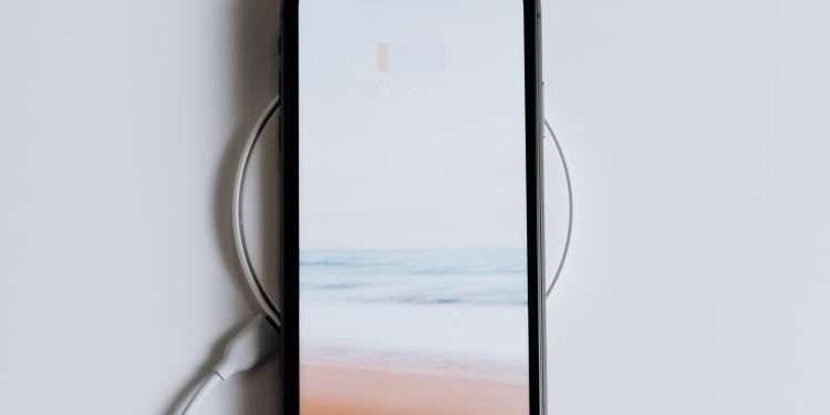 How to Show Battery Percentage on iPhone 13