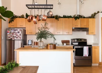 Choosing The Right Coffee Mug Rack For Your Kitchen