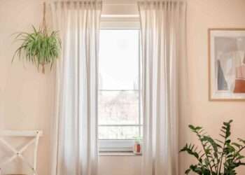 Your Comprehensive Office Curtain Buying Guide