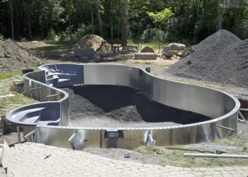 Innovative Trends in Modern Pool Construction