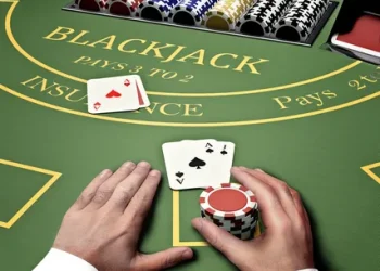 Live Dealer Casinos vs. Traditional Online Casinos: Which One Is Better?